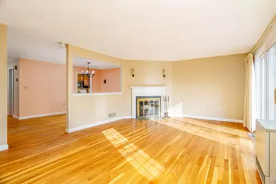 9 Governor Square #9, Peterborough, NH 03458 - Photo 3