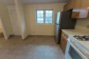 58 Merrimack Dr, Merrimack, NH 03054 - Photo 7