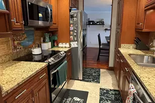 5 Silvestri Cir, Derry, NH 03038 - Photo 5