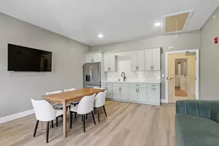 10100 S Willow St, Manchester, NH 03103 - Photo 31