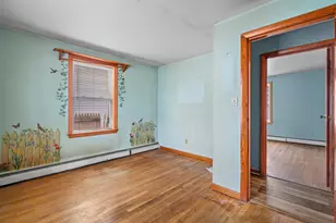 274 Blucher St, Manchester, NH 03102 - Photo 11