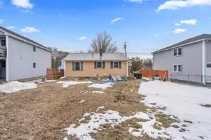 274 Blucher St, Manchester, NH 03102 - Photo 19