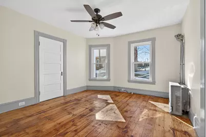 670 Harvard Street, Manchester, NH 03103 - Photo 5