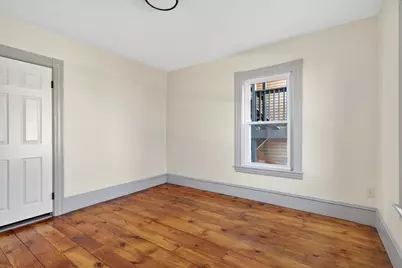 670 Harvard Street, Manchester, NH 03103 - Photo 13