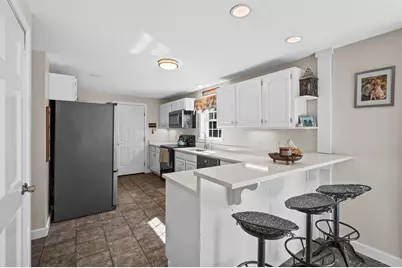 32 Louisburg Circle, Exeter, NH 03833 - Photo 15