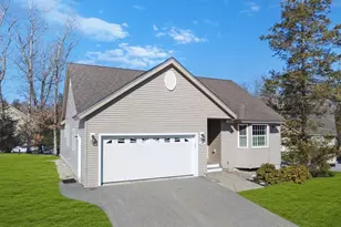 12 Hemlock Dr, Newton, NH 03858 - Photo 3