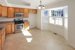 12 Hemlock Dr, Newton, NH 03858 - Photo 5