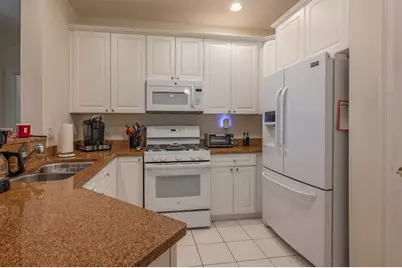 160 Daniel Webster Highway #319, Nashua, NH 03060 - Photo 3