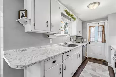 86 Lamprey Street, Manchester, NH 03102 - Photo 7