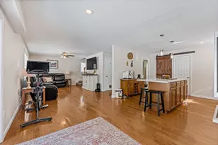 49 Ebony Dr, Rochester, NH 03867 - Photo 5