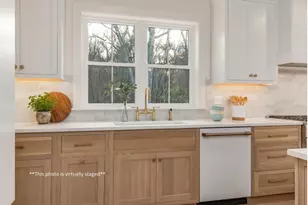 124 Wentworth Dr, Greenland, NH 03840 - Photo 5