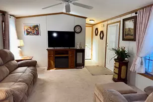 56 Nelson St, Salem, NH 03079 - Photo 11