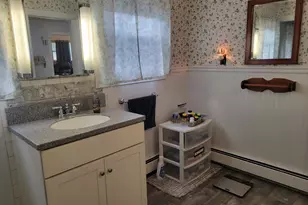 106 Spruce St, Berlin, NH 03570 - Photo 5