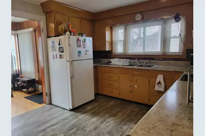 106 Spruce Street, Berlin, NH 03570 - Photo 5