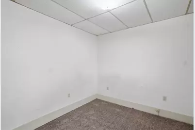 41 Varney Street, Manchester, NH 03103 - Photo 15