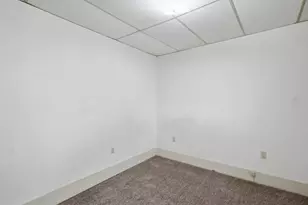 41 Varney St, Manchester, NH 03103 - Photo 15