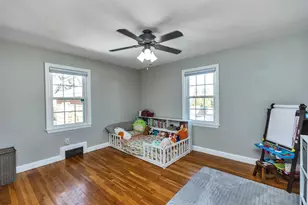 385 Hill St, Manchester, NH 03102 - Photo 15