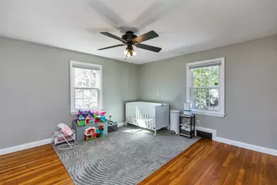 385 Hill Street, Manchester, NH 03102 - Photo 21