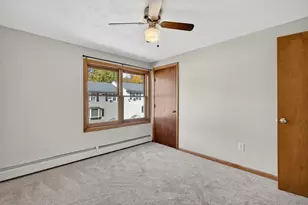 620 Hackett Hill Rd, Manchester, NH 03102 - Photo 19