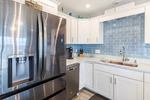 377 Ocean Blvd, Hampton, NH 03842 - Photo 15