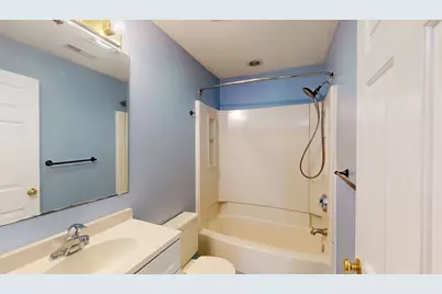 29 Beech Hill Avenue #29, Manchester, NH 03103 - Photo 23