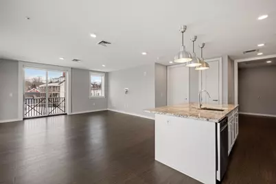 51 Elm Street #202, Laconia, NH 03246 - Photo 3