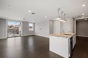 51 Elm St, Laconia, NH 03246 - Photo 3