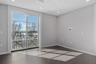 51 Elm St, Laconia, NH 03246 - Photo 5