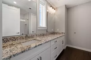 51 Elm St, Laconia, NH 03246 - Photo 23