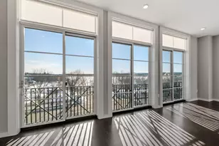 51 Elm St, Laconia, NH 03246 - Photo 5