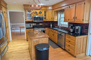 29 Lexington Dr, Atkinson, NH 03811 - Photo 5