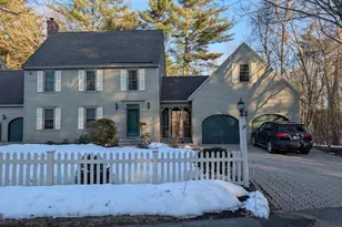 29 Lexington Rd, Atkinson, NH 03811 - Photo 1