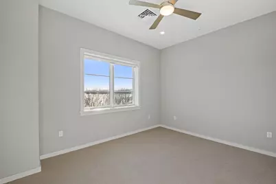 51 Elm Street #303, Laconia, NH 03246 - Photo 9