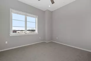 51 Elm St, Laconia, NH 03246 - Photo 15