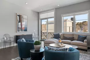 51 Elm St, Laconia, NH 03246 - Photo 9