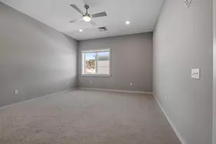 51 Elm St, Laconia, NH 03246 - Photo 11