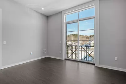 51 Elm Street #309, Laconia, NH 03246 - Photo 3