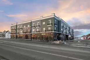 51 Elm St, Laconia, NH 03246 - Photo 21