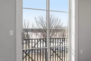 51 Elm St, Laconia, NH 03246 - Photo 9