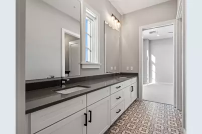 51 Elm Street #302, Laconia, NH 03246 - Photo 15