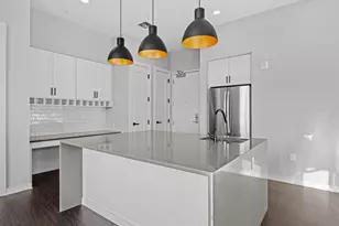 51 Elm St, Laconia, NH 03246 - Photo 3