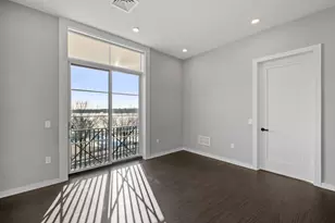 51 Elm St, Laconia, NH 03246 - Photo 5