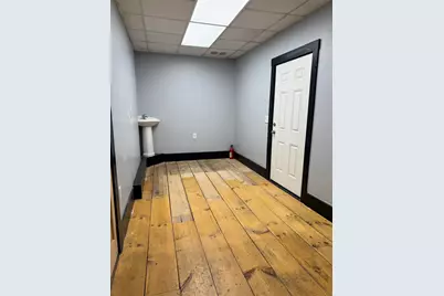 22 Middle Street, Lancaster, NH 03584 - Photo 11