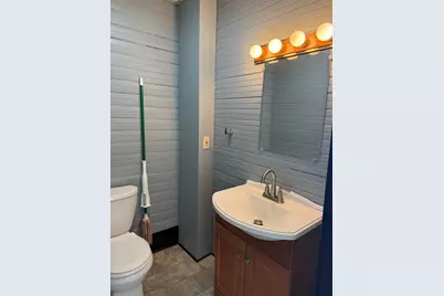 22 Middle Street, Lancaster, NH 03584 - Photo 9