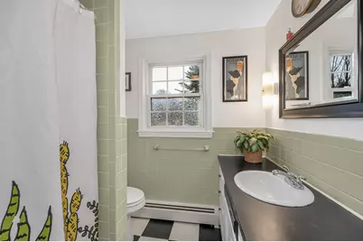 7 Douglas Drive, Salem, NH 03079 - Photo 17