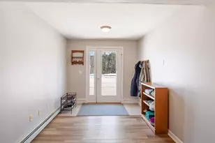 62 Collins Landing Rd, Weare, NH 03281 - Photo 5