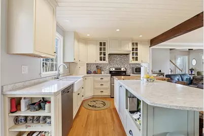 2 Steppingstone Road, Bedford, NH 03110 - Photo 9