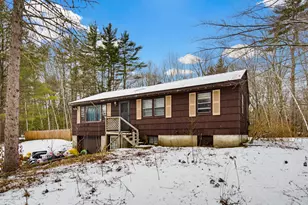 129 Sandown Rd, Danville, NH 03819 - Photo 35