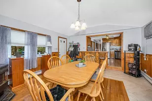 4 Paul Ave, Derry, NH 03038 - Photo 7