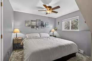 897 Mammoth Rd, Manchester, NH 03104 - Photo 13